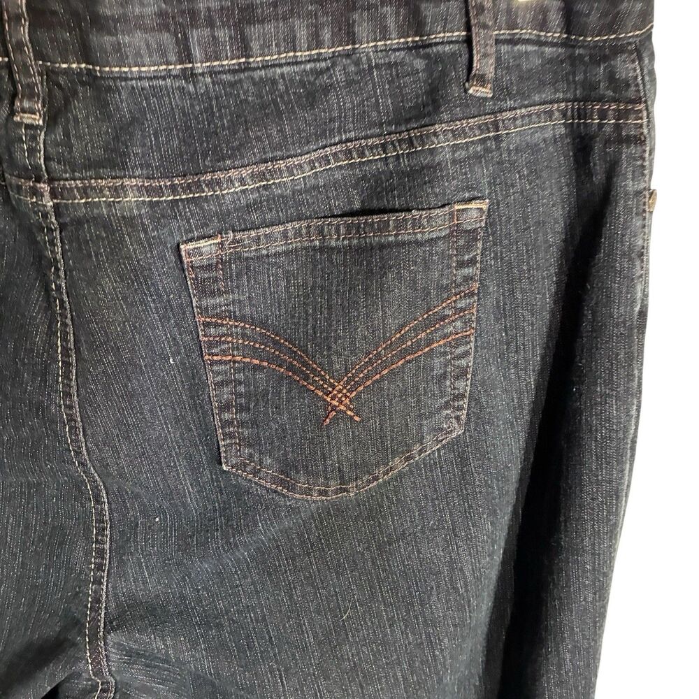 Cato Premium Women’s Dark Washed Denim Blue Jeans W/ Stretch Band At Waist.  20W - Picture 4 of 14